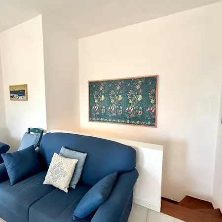 Nura's - Adele * Alghero