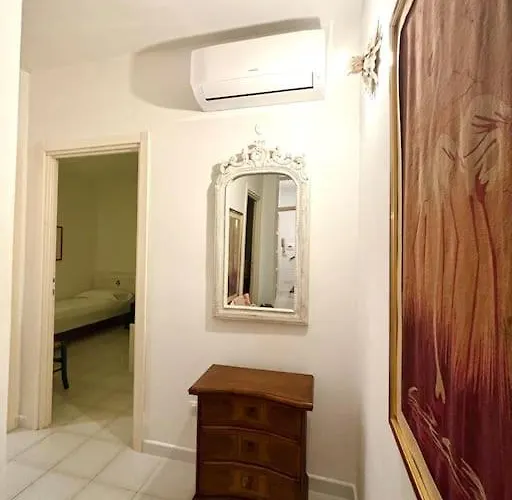 Nura's - Adele Alghero