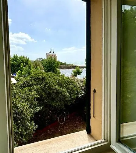 Nura's - Adele Apartman *